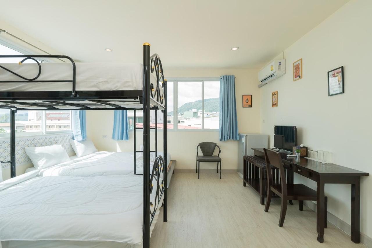 Hangover Inn Phuket Bagian luar foto